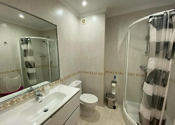 Mini Penthouse Close To With Seaviews *