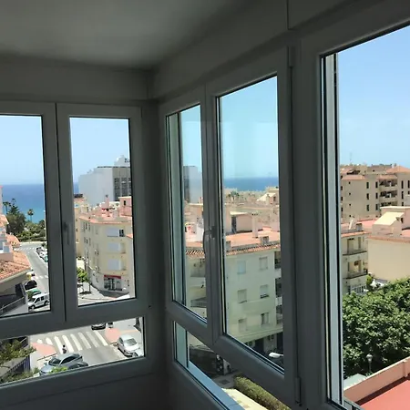 Mini Penthouse Close To With Seaviews *