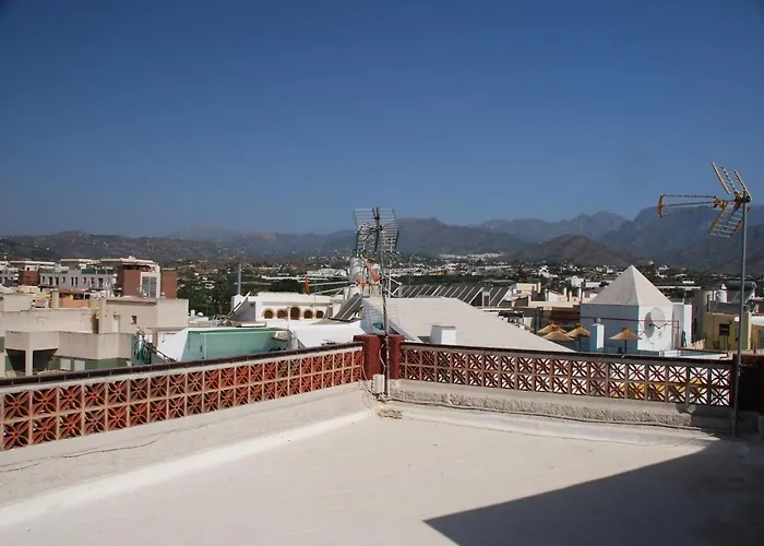 Mini Penthouse Close To With Seaviews Apartment Nerja