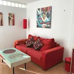 Mini Penthouse Close To With Seaviews *
