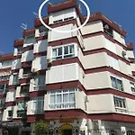 Mini Penthouse Close To With Seaviews *